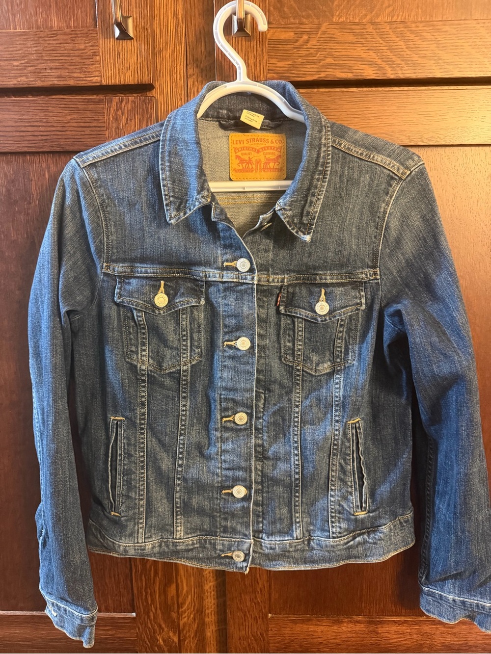 Levi's' Blue Denim Jacket - Classic Trucker Style